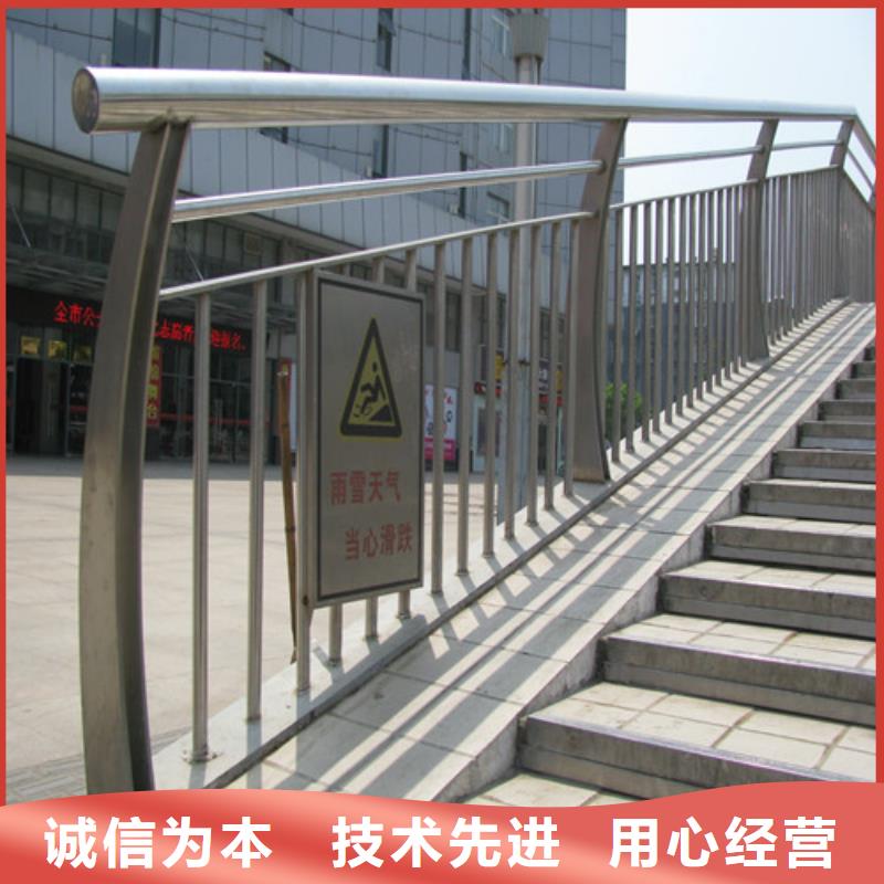防撞护栏_道路隔离护栏真实拍摄品质可靠