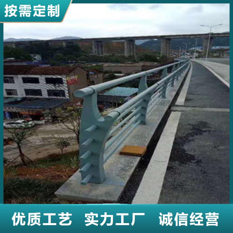 道路隔离护栏安全放心