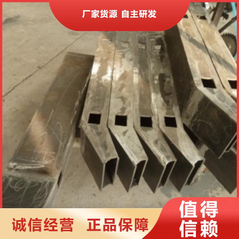 不锈钢景观护栏杆不锈钢复合管护栏
优选货源