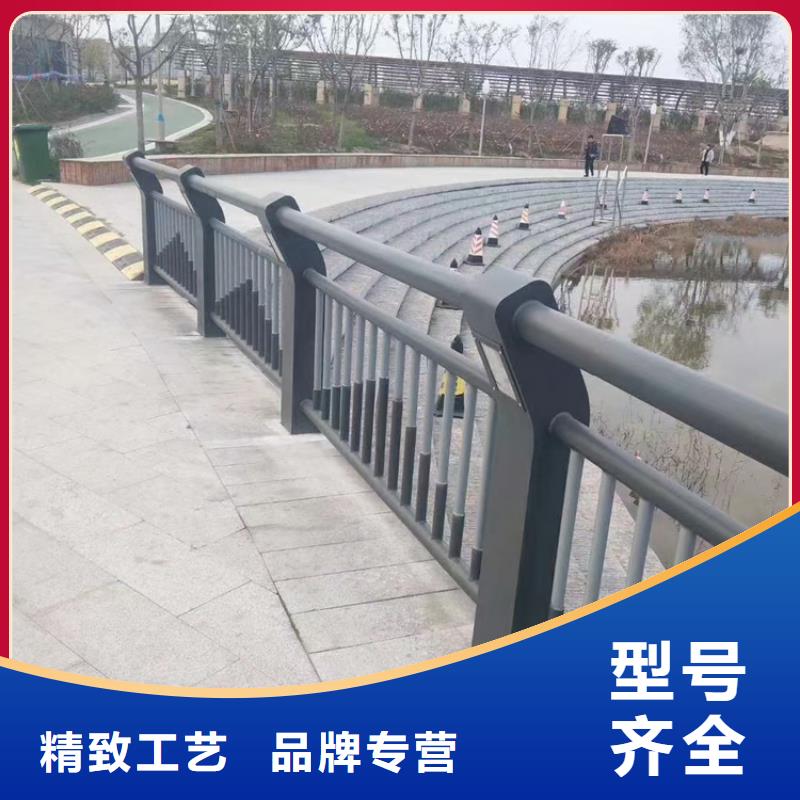 乐东县复合管市政道路护栏款式多样长度可定制