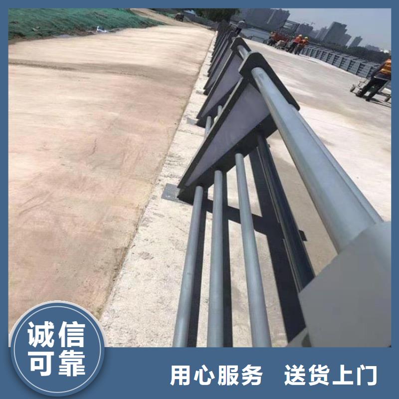 高架桥防撞护栏纯手工焊接接口平整