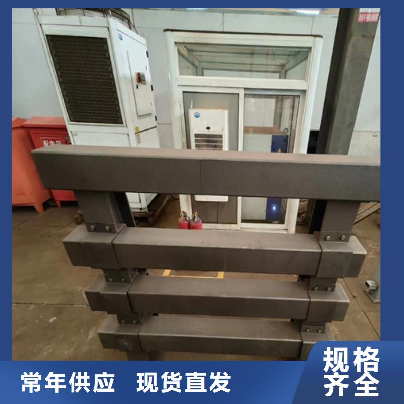 Q355B喷氟碳漆护栏接受定做