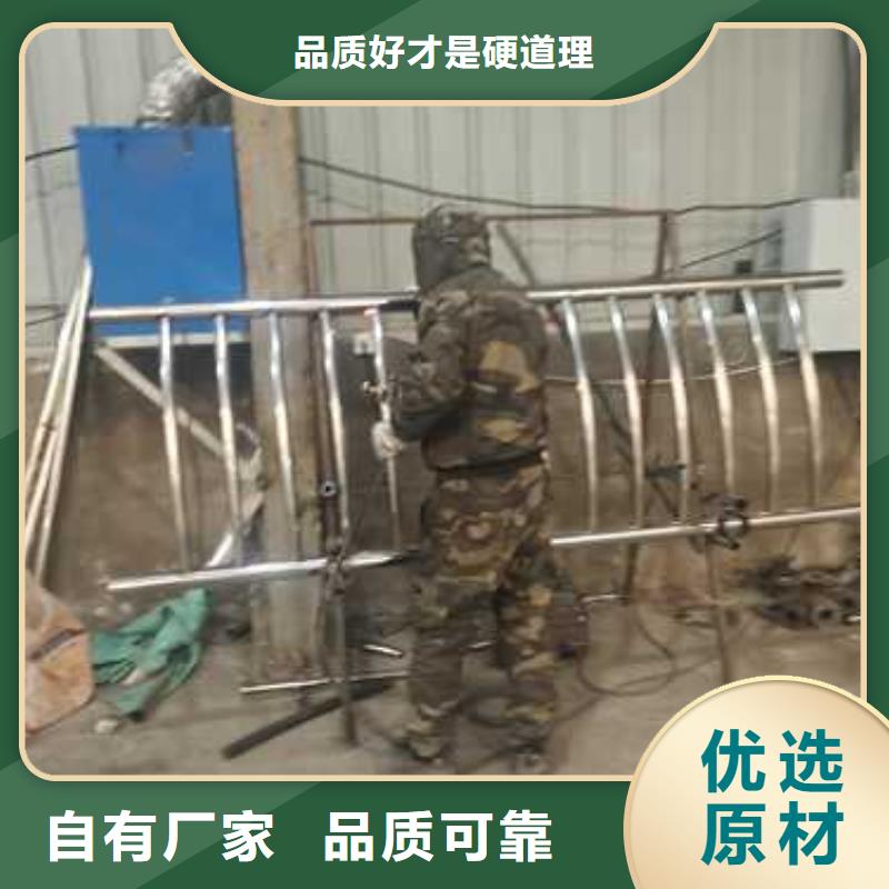 Q355D喷氟碳漆护栏抗冲击力强