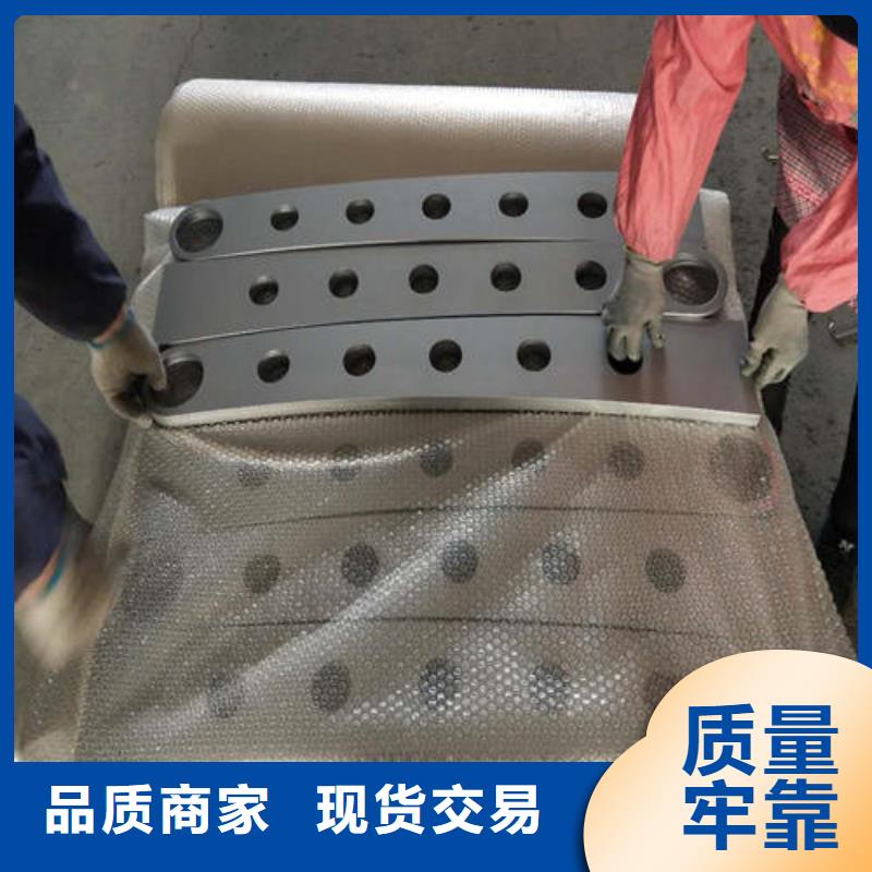 不锈钢桥梁防撞护栏立柱工厂直营