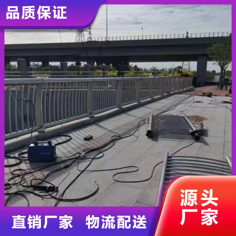 304木栈道栏杆来电洽谈