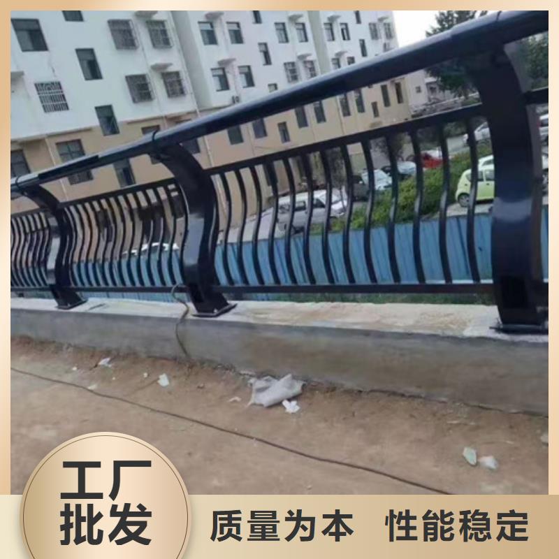304木栈道栏杆来电洽谈
