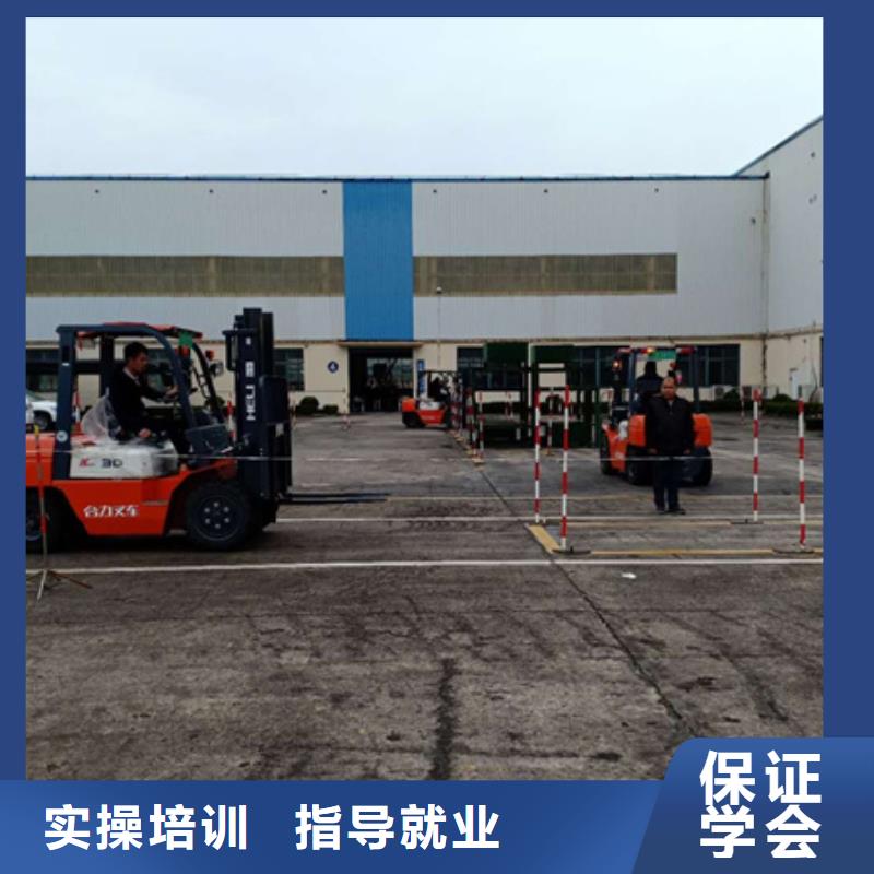 望都学挖掘机钩机学费多少钱挖掘机挖沟机学校大全