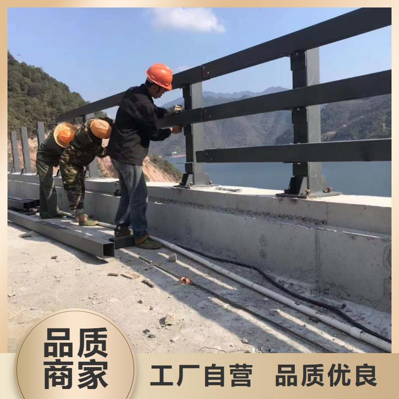 公路防撞灯光护栏种类齐全