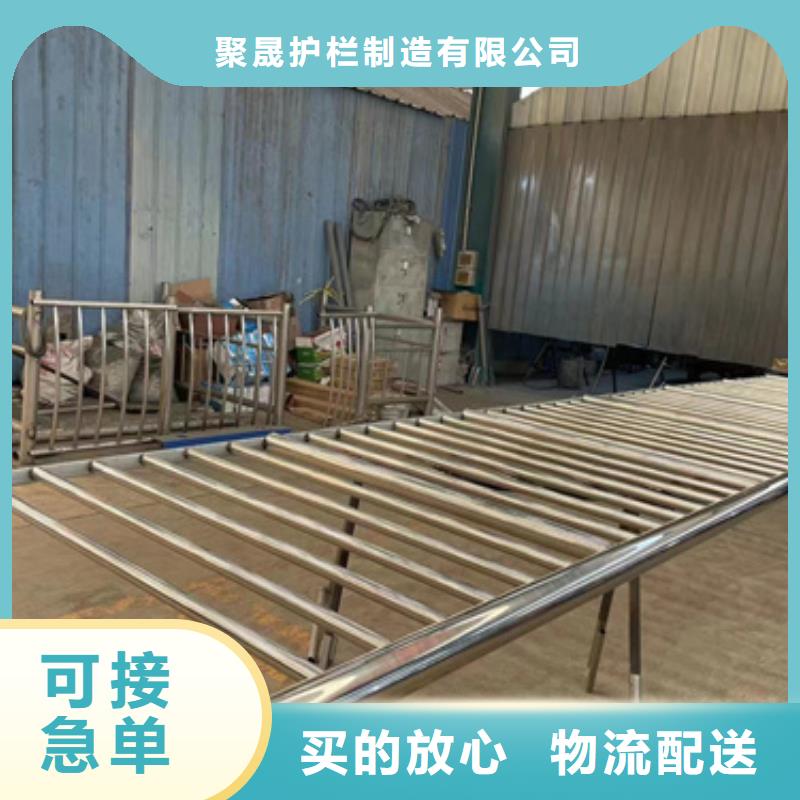 定制钢背木护栏的厂家