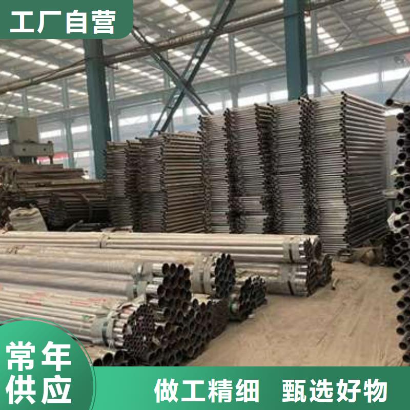 定制钢背木护栏的厂家