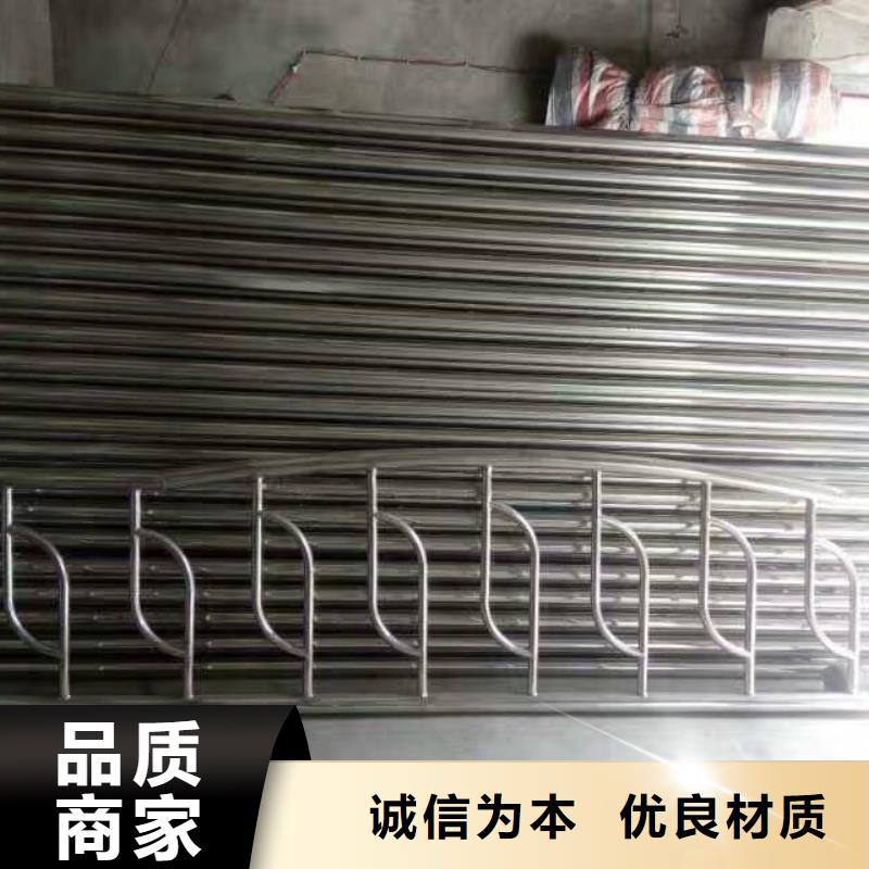 护栏镀锌波形护栏实体厂家支持定制