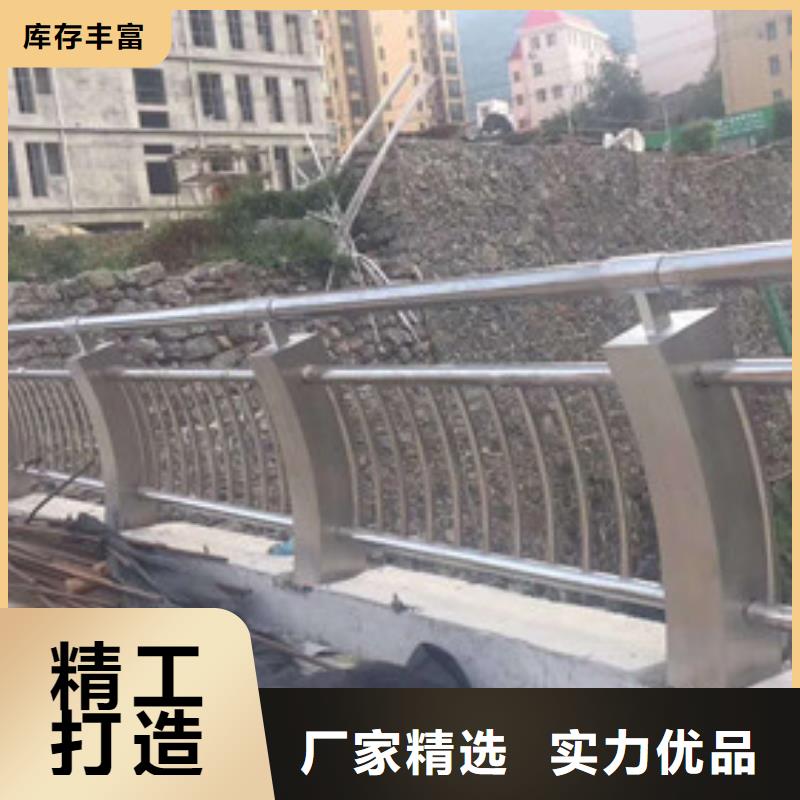 道路隔离栏杆寿命长