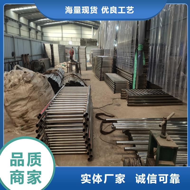 保质保量：复合桥梁护栏