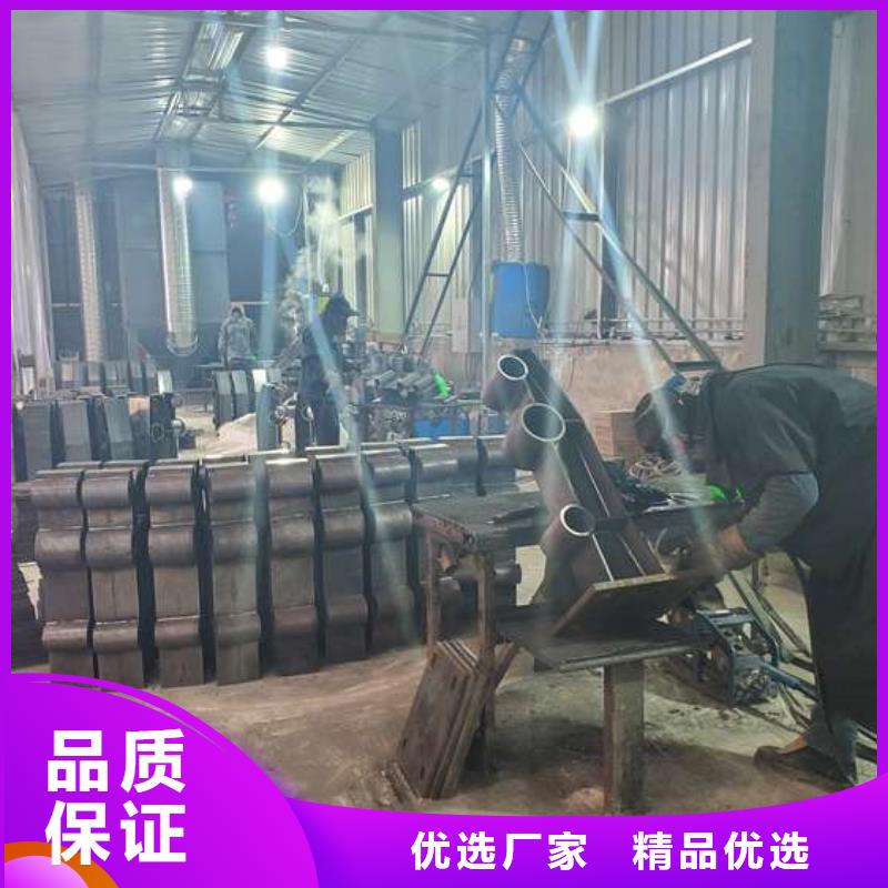 护栏防撞生产快速化