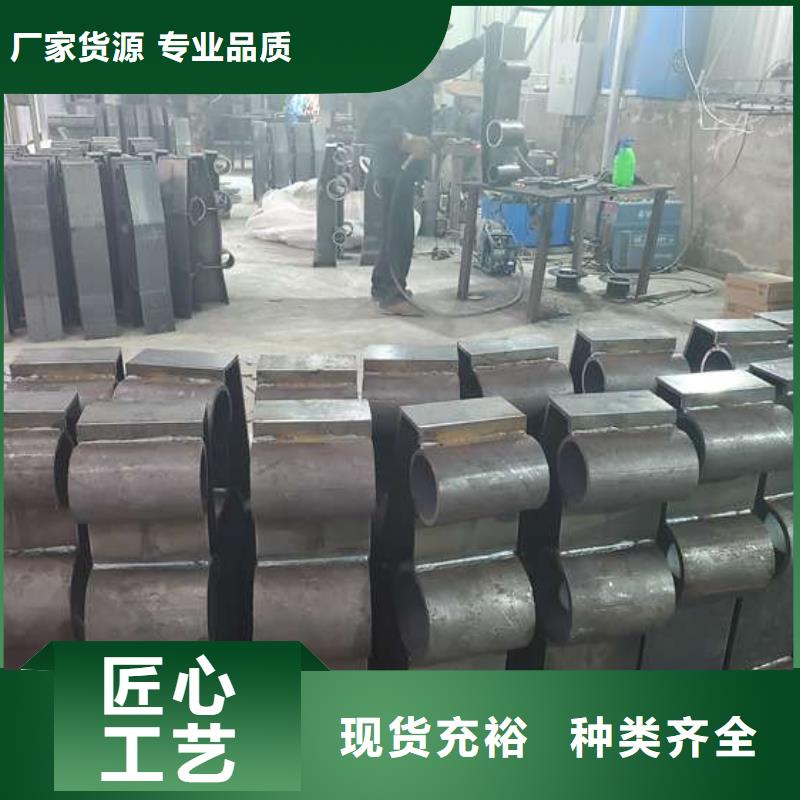 有现货的桥梁护栏生产厂家