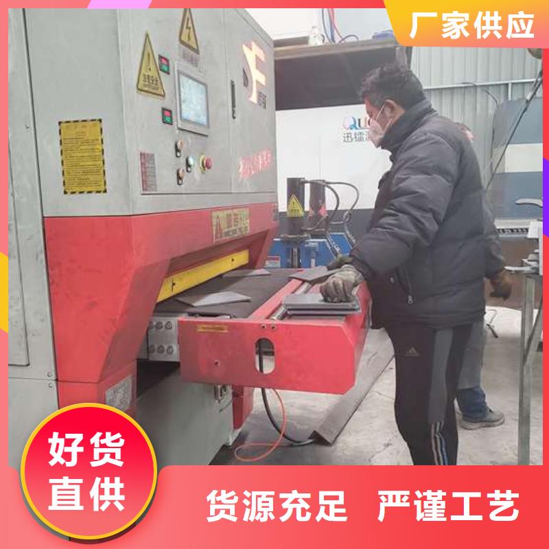 实力雄厚的防撞钢护栏厂家