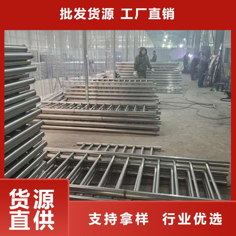 人行道路护栏结实耐用