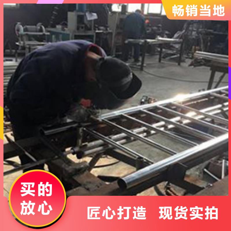 桥梁钢护栏设备精良