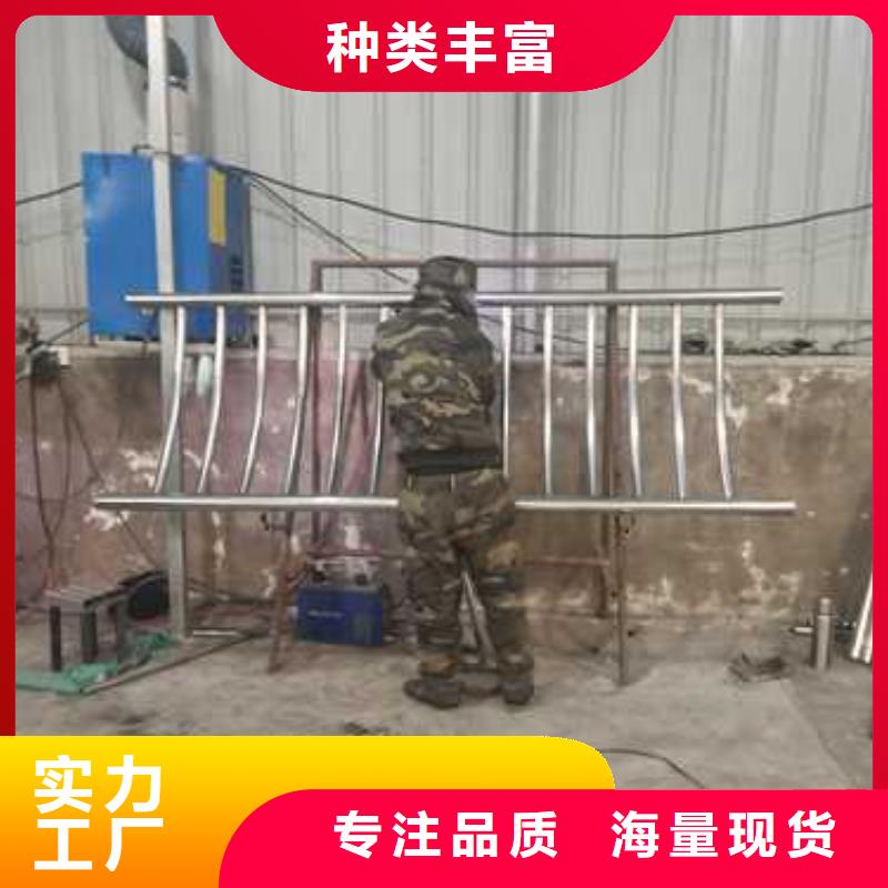 桥梁景观护栏经久耐用