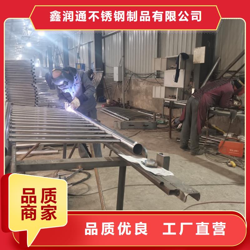 公路灯光护栏生产厂家-发货及时