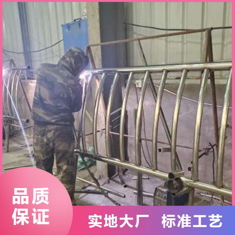 值得信赖的高架桥加厚隔离护栏厂家