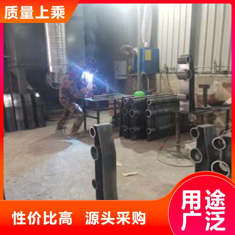 重信誉不锈钢灯箱护栏厂家价格