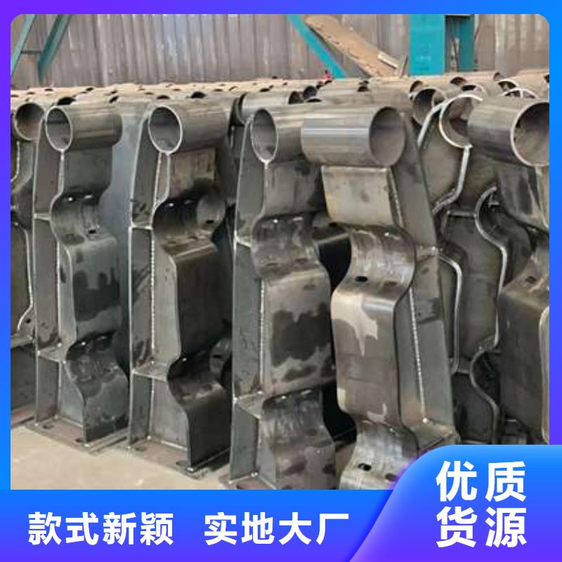 发货及时的不锈钢灯箱护栏批发商