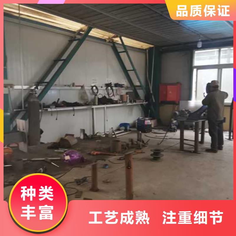 【图】二横梁防撞护栏厂家