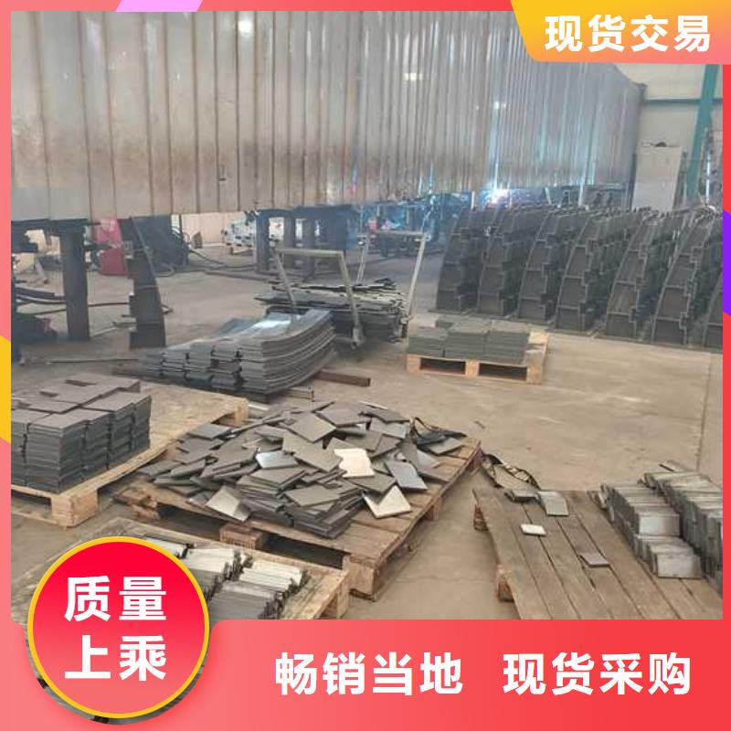 灯光护栏道路隔离栏源头采购