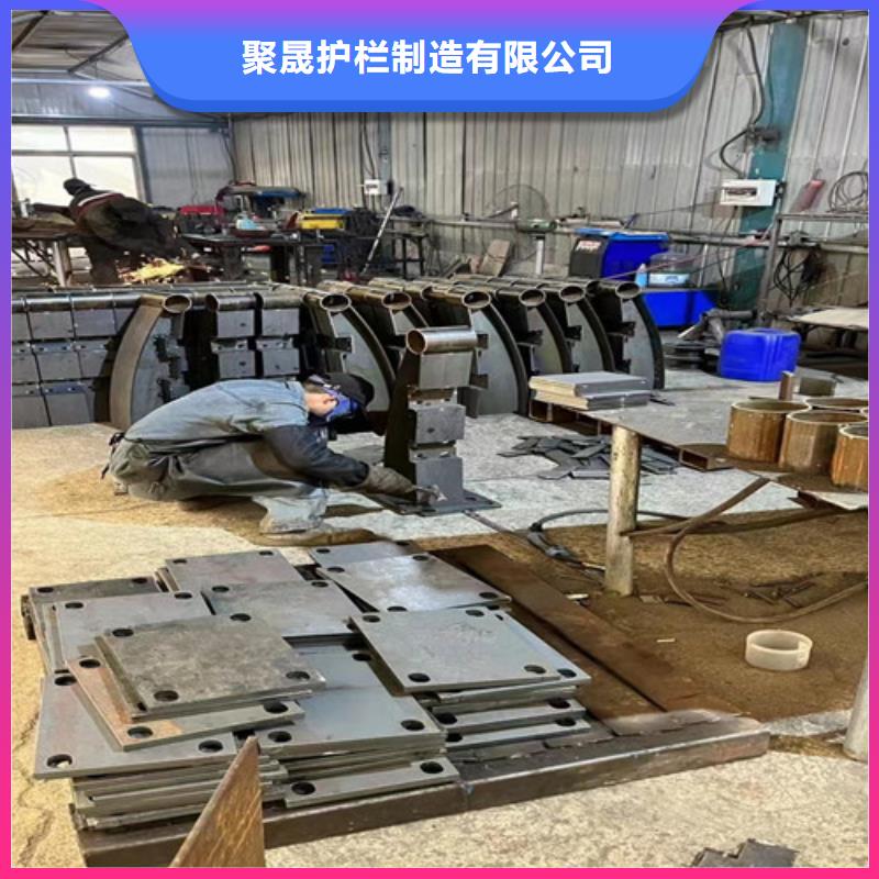 防撞钢护栏_我们是厂家