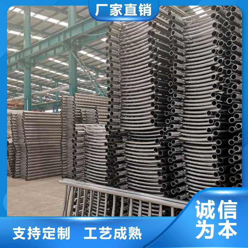 常年供应公路防撞护栏-热销