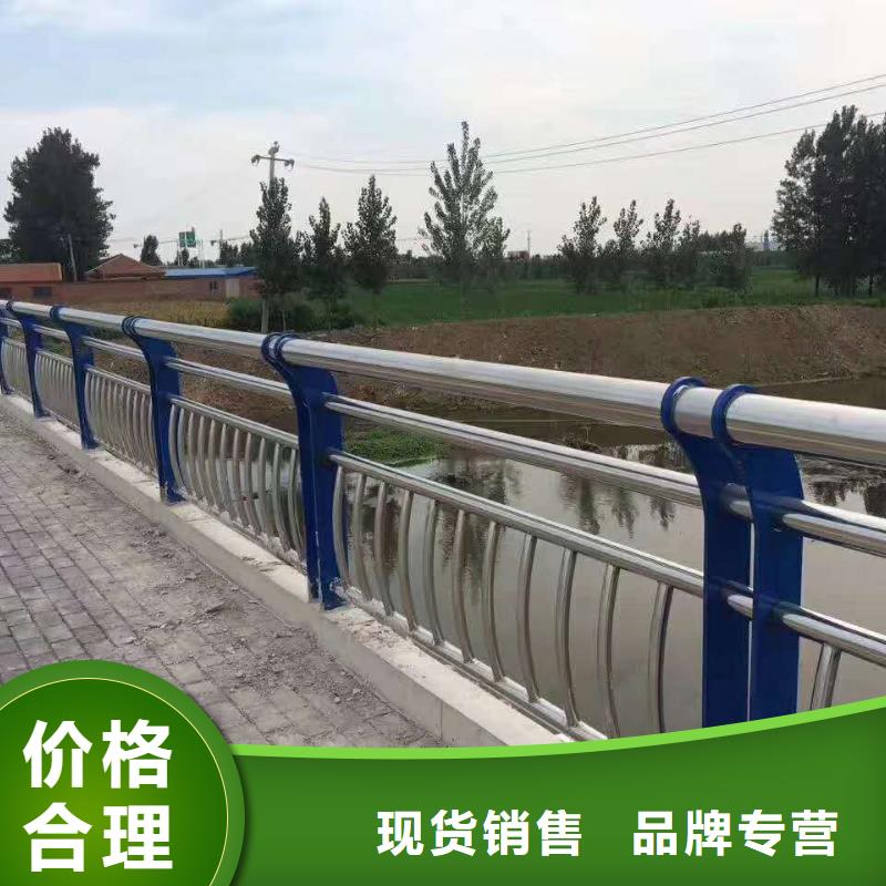 专业销售灯箱护栏质量有保证