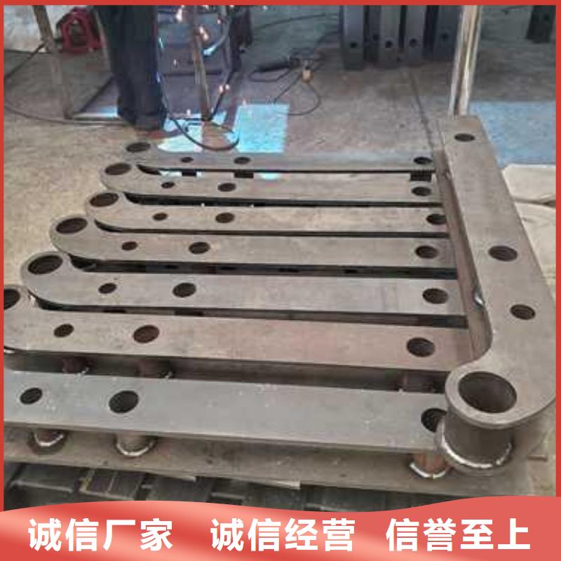 不锈钢复合管防撞护栏经济实用