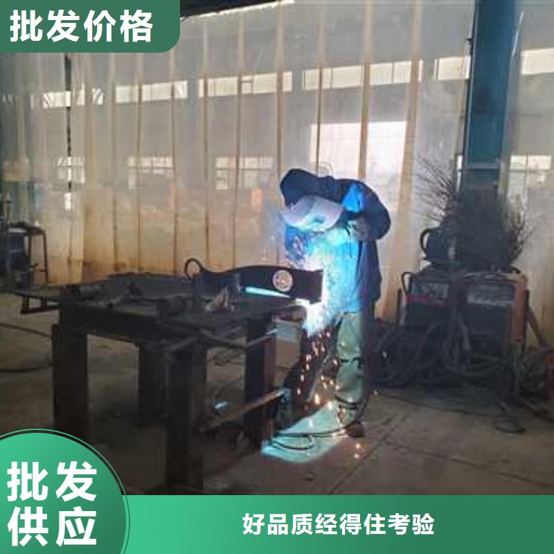 专业生产制造不锈钢复合管道路护栏的厂家