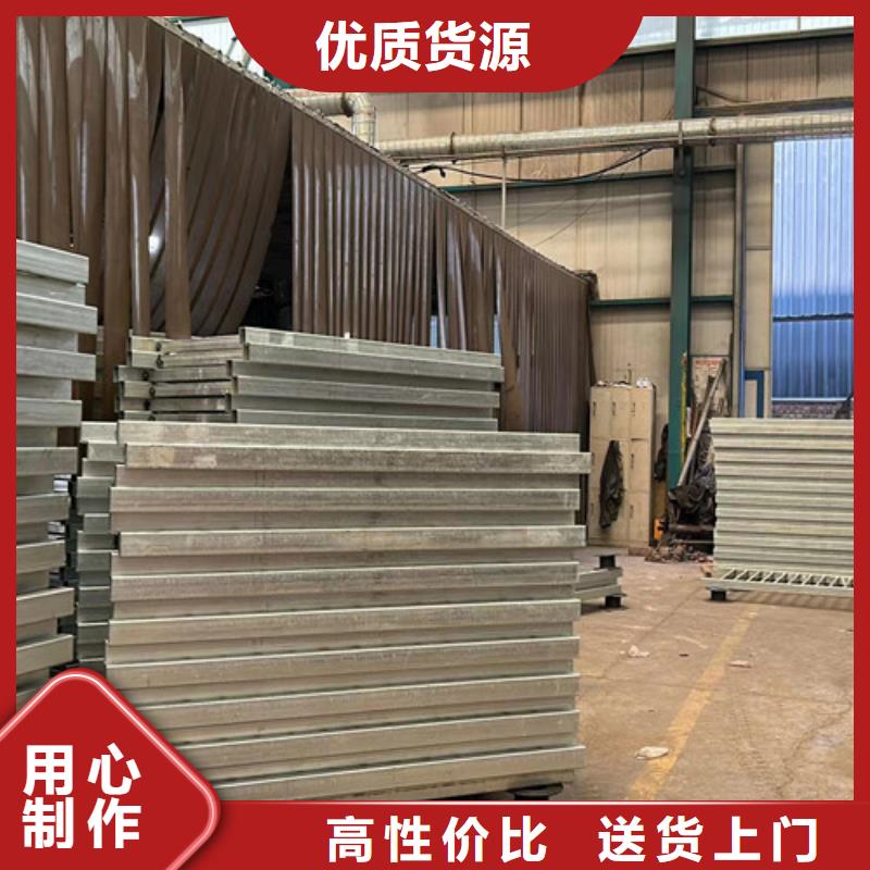 发货及时的异形人行道防撞护栏基地