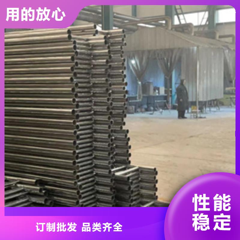 喷漆防撞栏杆大型生产厂家