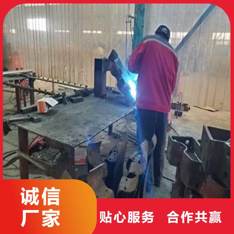 喷漆不锈钢桥梁栏杆厂家-聚晟护栏制造有限公司
