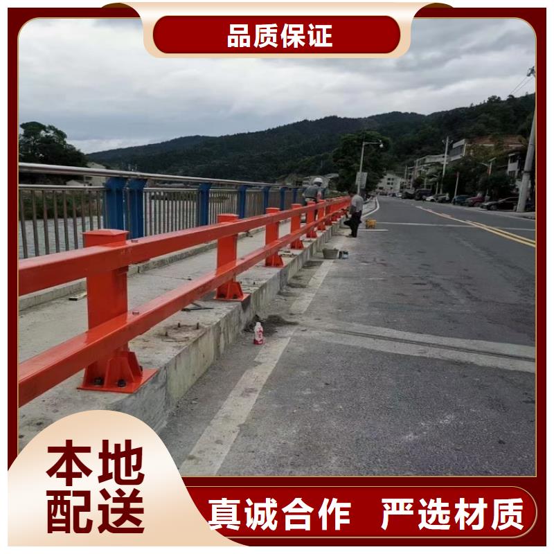 陵水县灯光景观护栏强度高,刚性好给人一种柔和的感觉