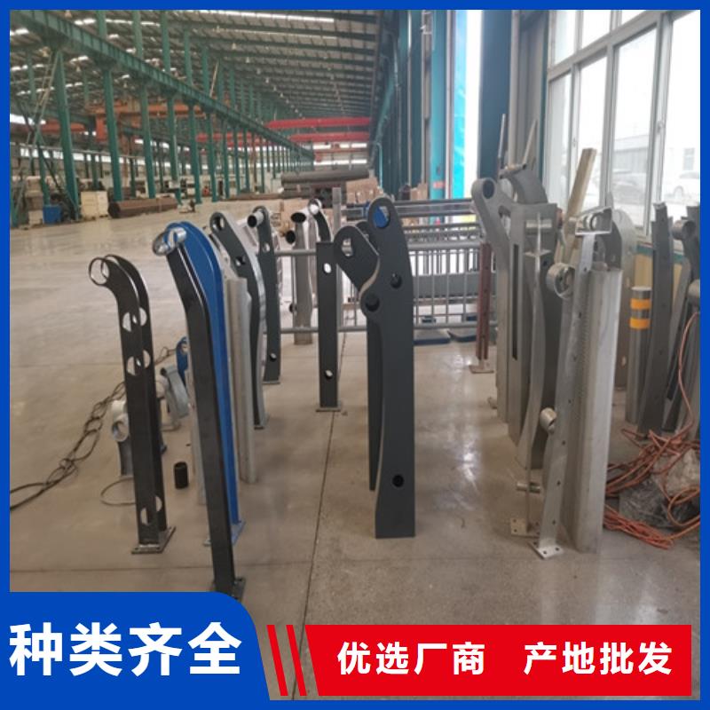 防撞护栏道路隔离栏设计合理