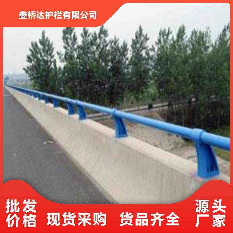 铁艺护栏现场指导安装桥梁护栏