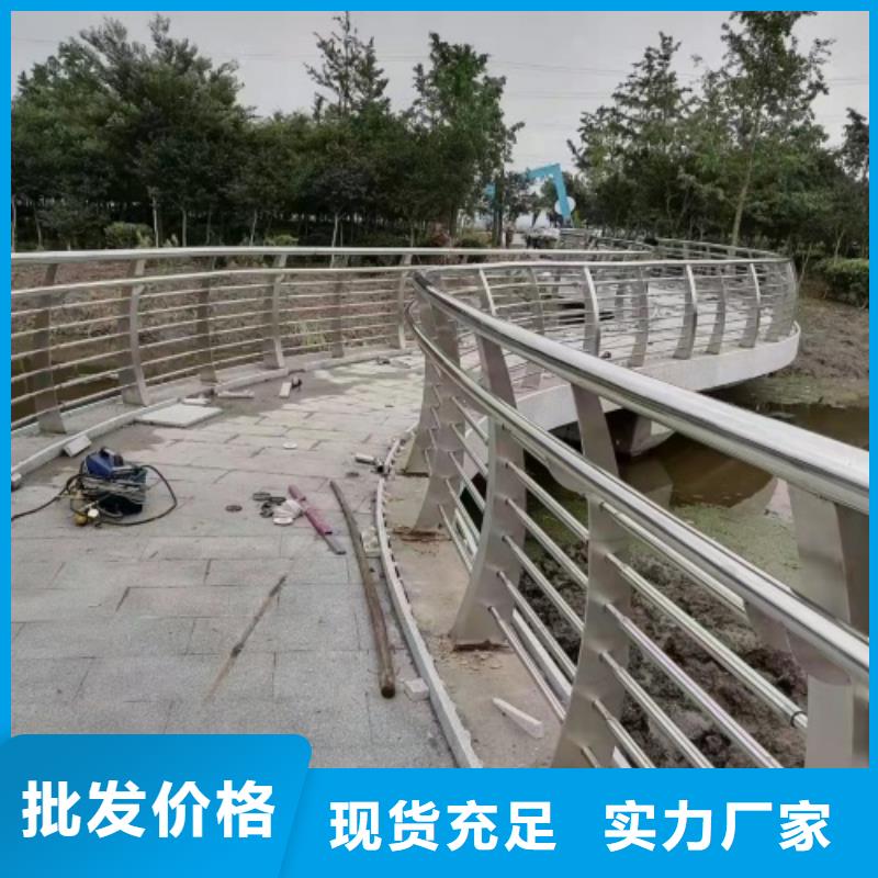 桥梁防撞墙护栏图片
