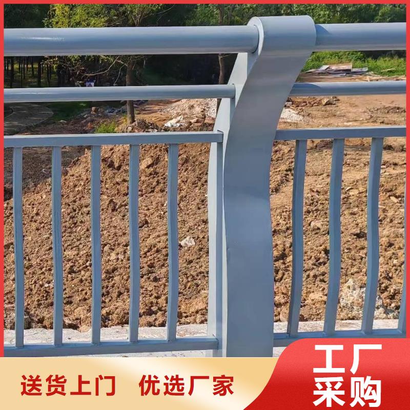 优选鑫方达仿木纹河道护栏栏杆不锈钢河道栏杆来图加工定制