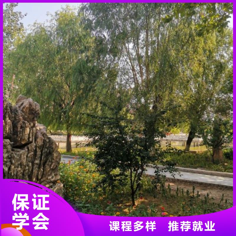 挖掘机培训学校_塔吊教学全程实操