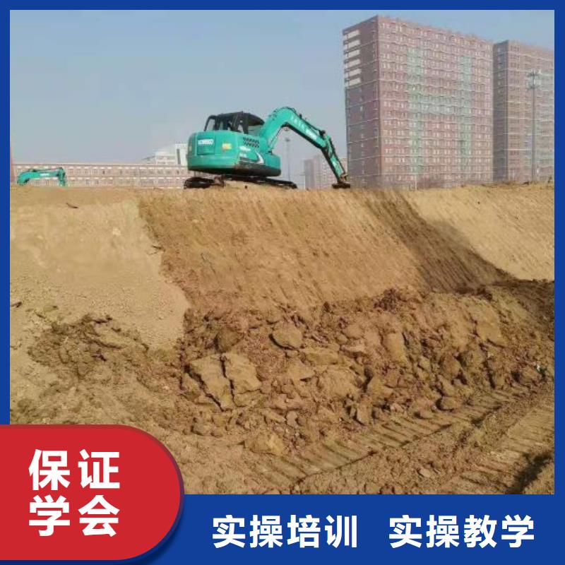 钩机培训学校数控培训就业不担心