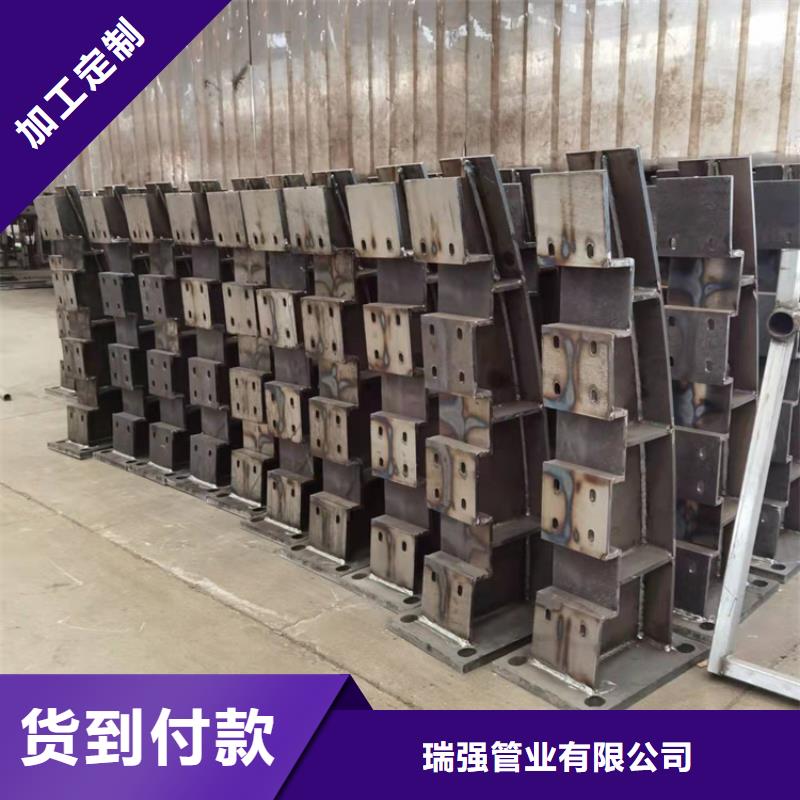 不锈钢桥梁防撞护栏立柱按需定制