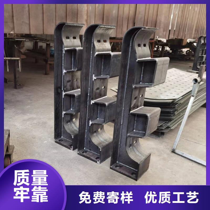 桥梁防撞护栏伸缩缝处图片伸承诺守信