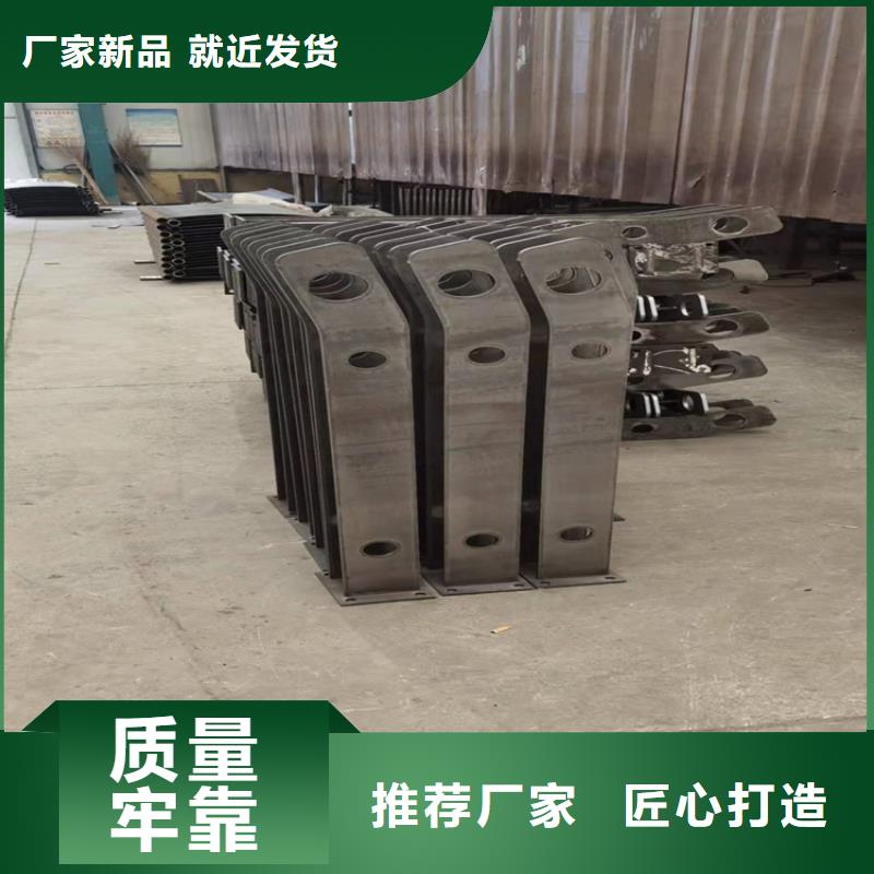 桥梁防撞护栏伸缩缝处图片伸承诺守信