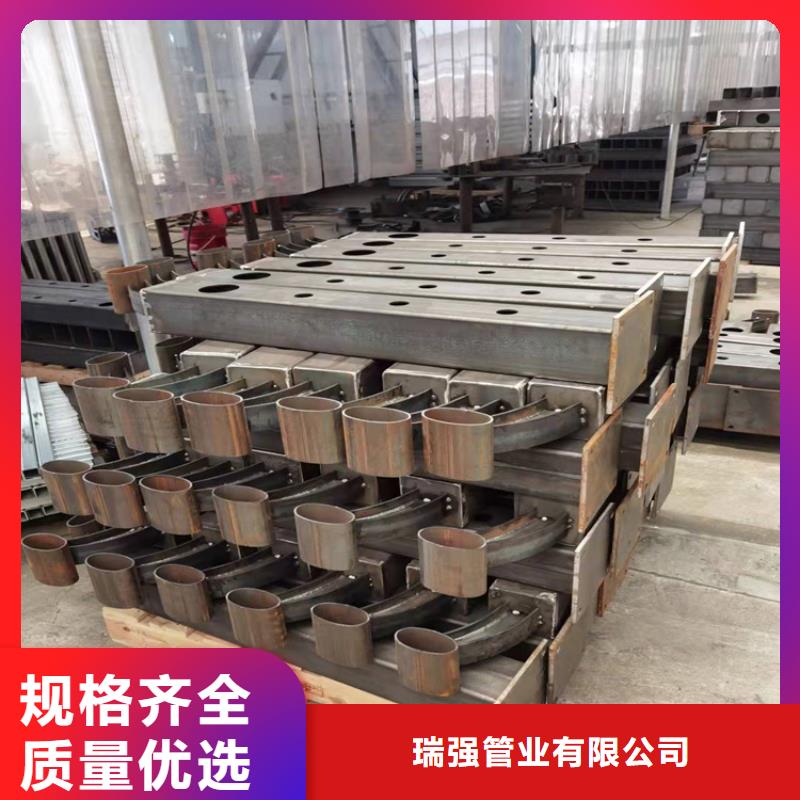 瑞强防撞桥梁护立柱定制型号齐全