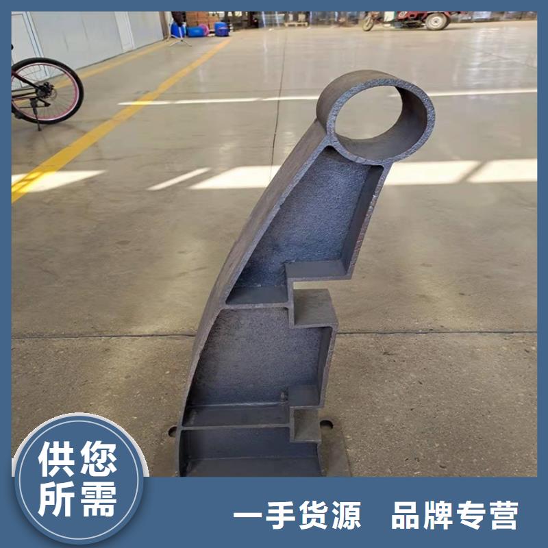 
不锈钢灯箱护栏
经济实用
