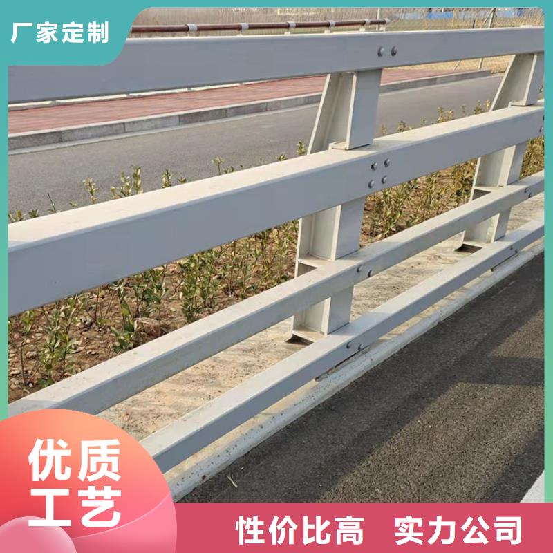 不锈钢木纹转印栏杆公司提供